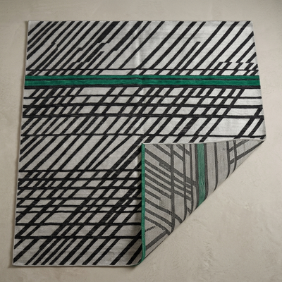 Linear Onyx — Flipped Corner