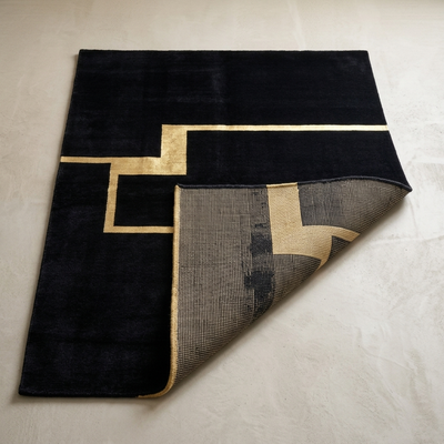 Onyx Facet — Flipped Corner