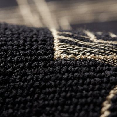 Silken Oblique — Macro Detail