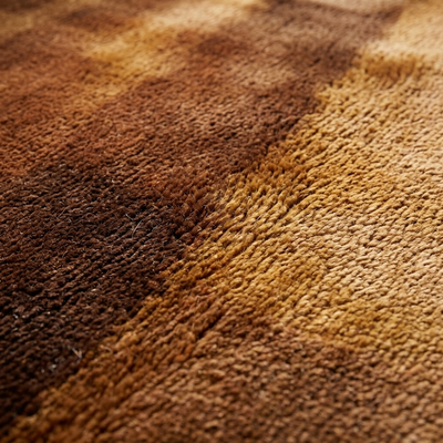 Cognac Drift — Macro Detail