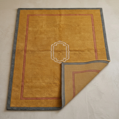 Ocre Méridien — Flipped Corner